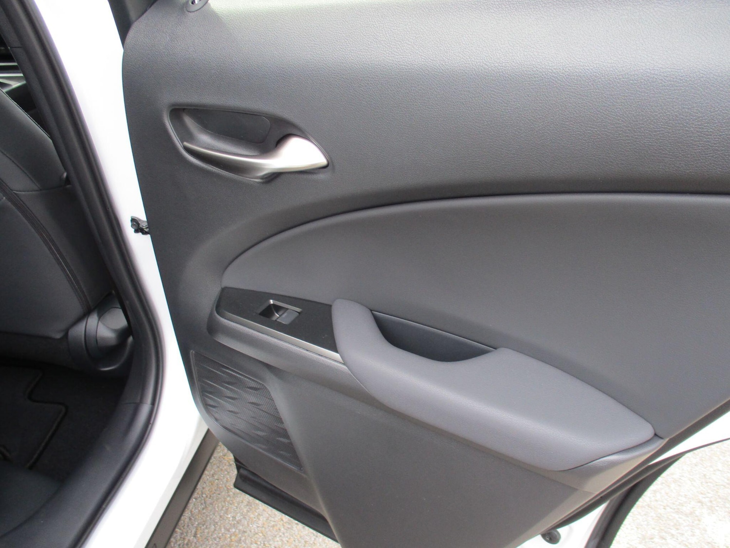 Used Lexus UX 2025 for sale - 76251414: Photo 63