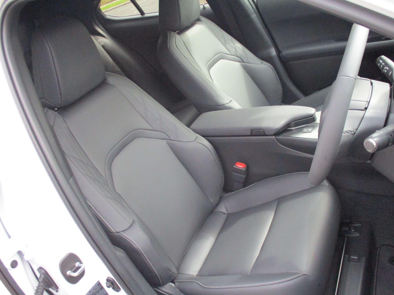 Used Lexus UX 2025 for sale - 76251414: Photo 64