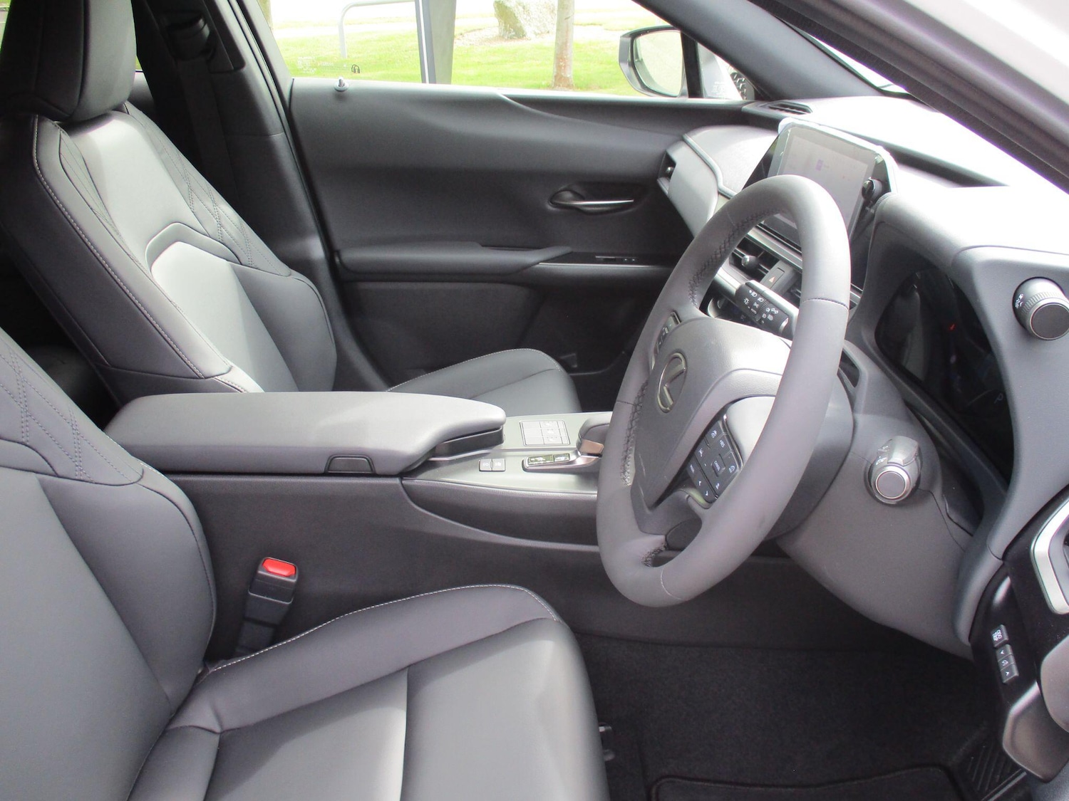 Used Lexus UX 2025 for sale - 76251414: Photo 66