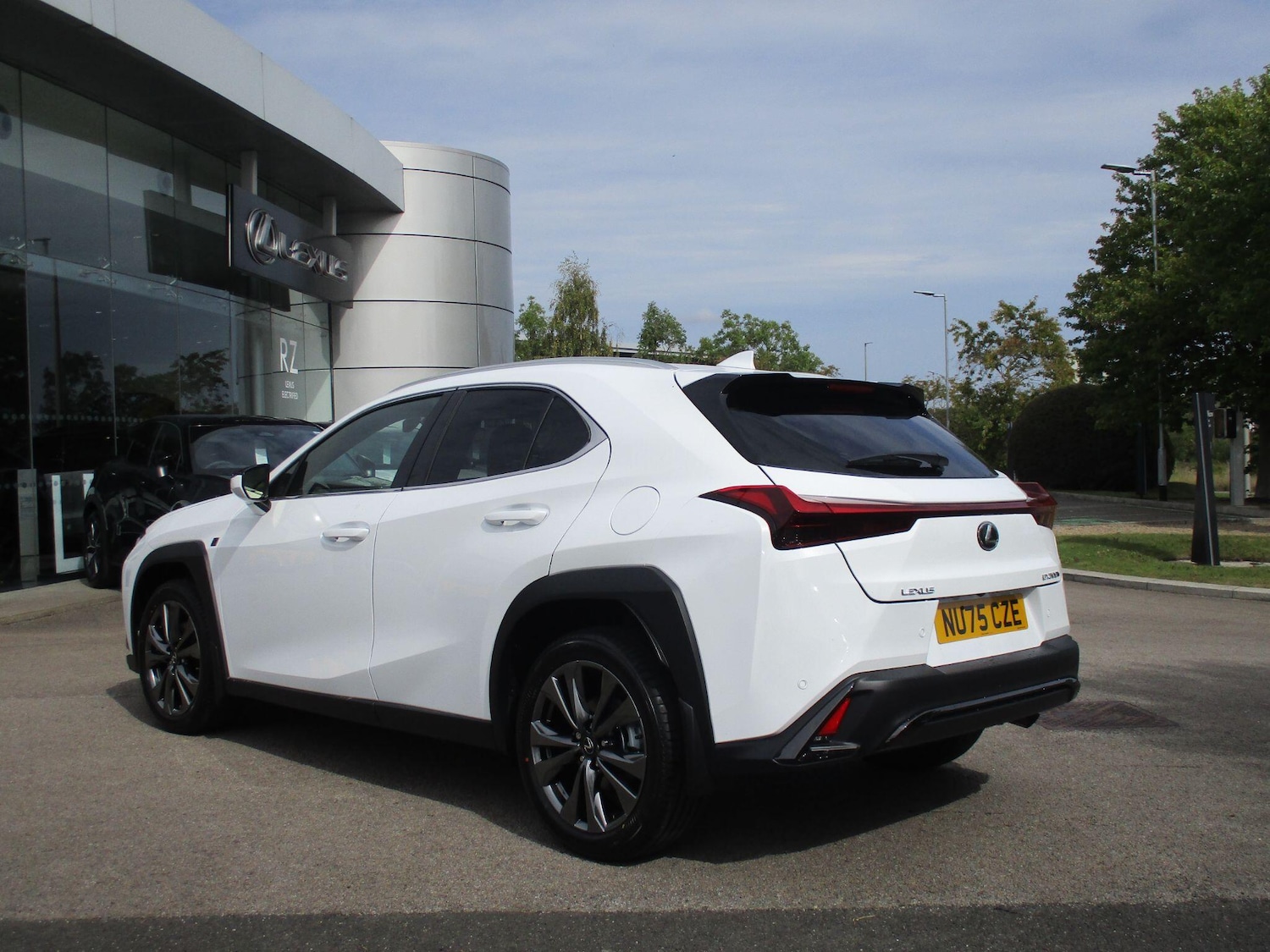 Used Lexus UX 2025 for sale - 76251414: Photo 7