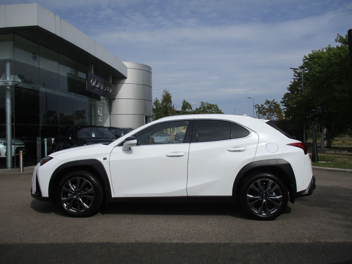 Used Lexus UX 2025 for sale - 76251414: Photo 8