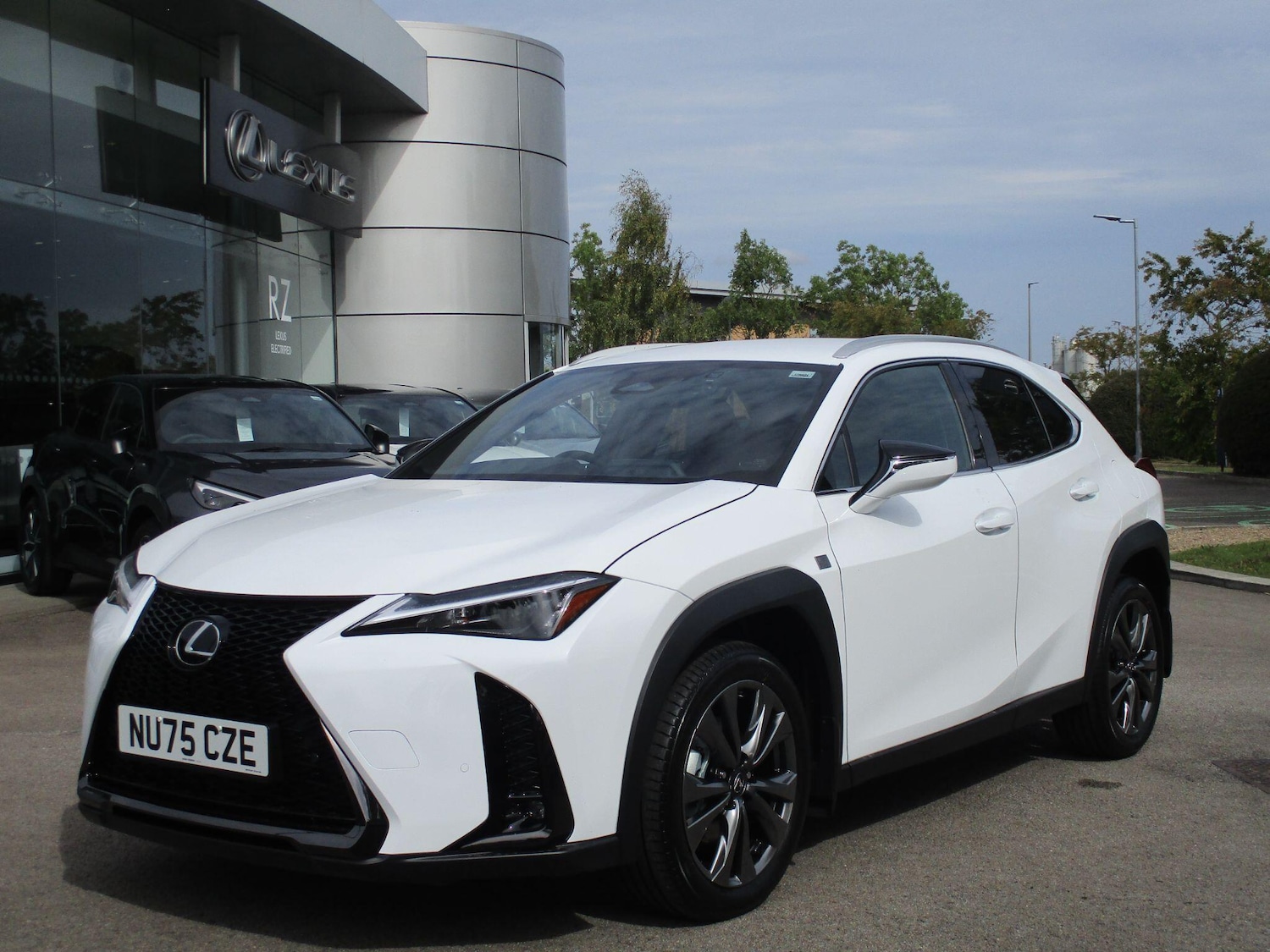 Used Lexus UX 2025 for sale - 76251414: Photo 9