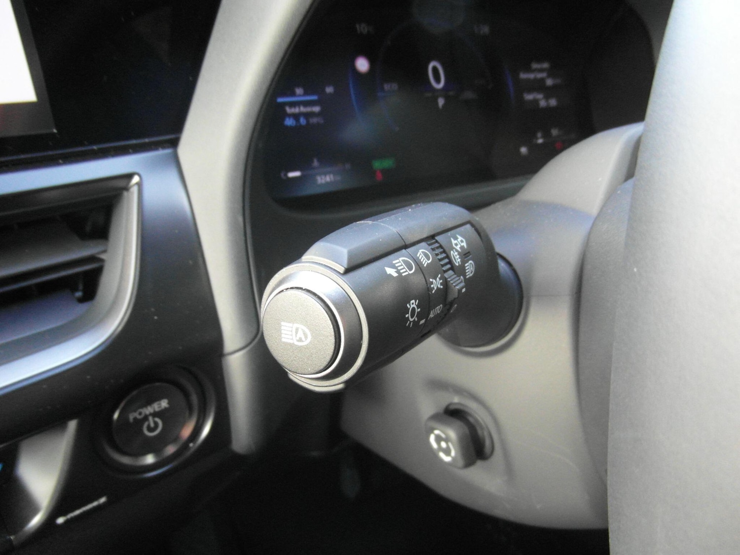 Used Lexus UX 2025 for sale - 76802158: Photo 28