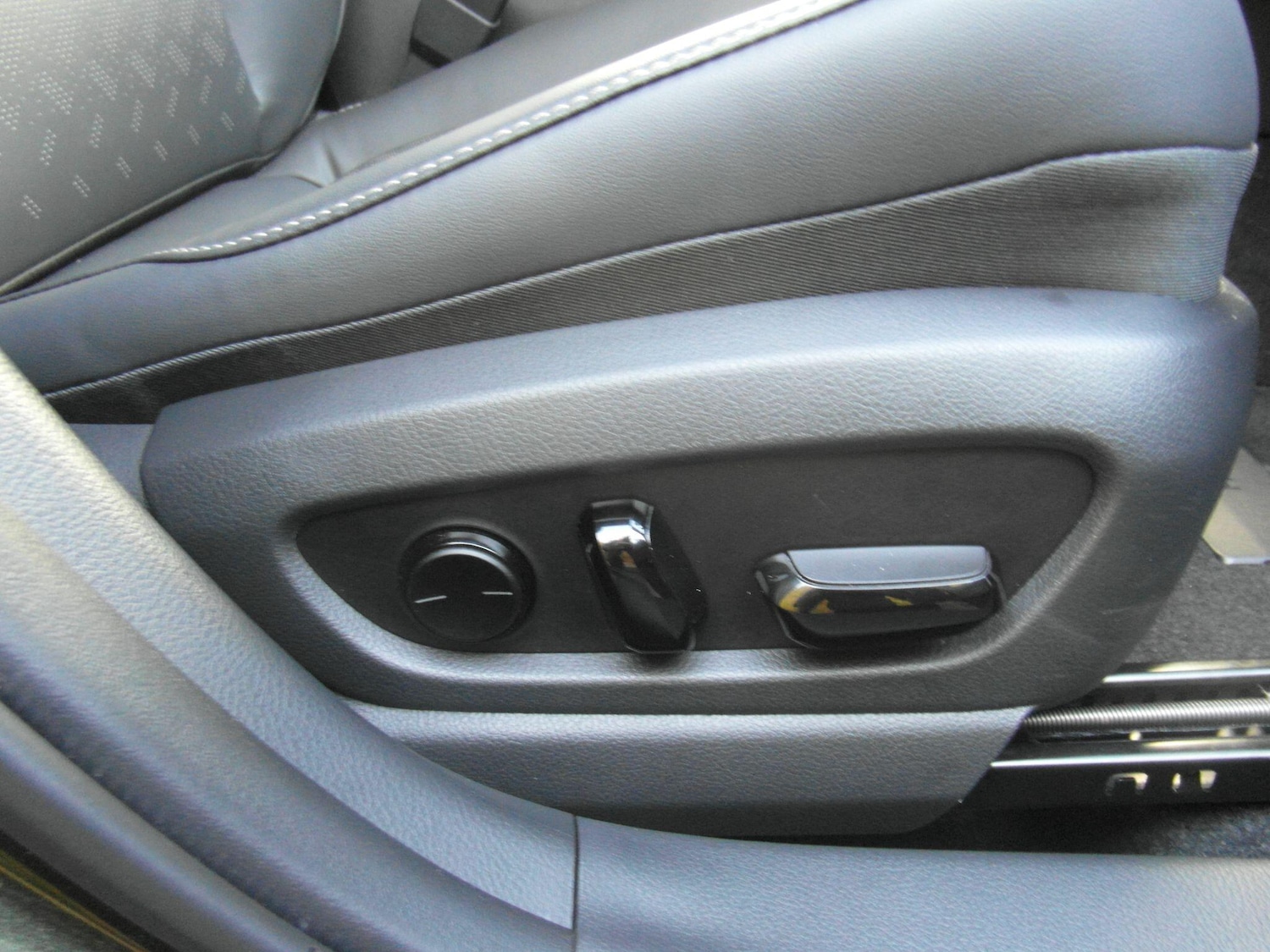 Used Lexus UX 2025 for sale - 76802158: Photo 33