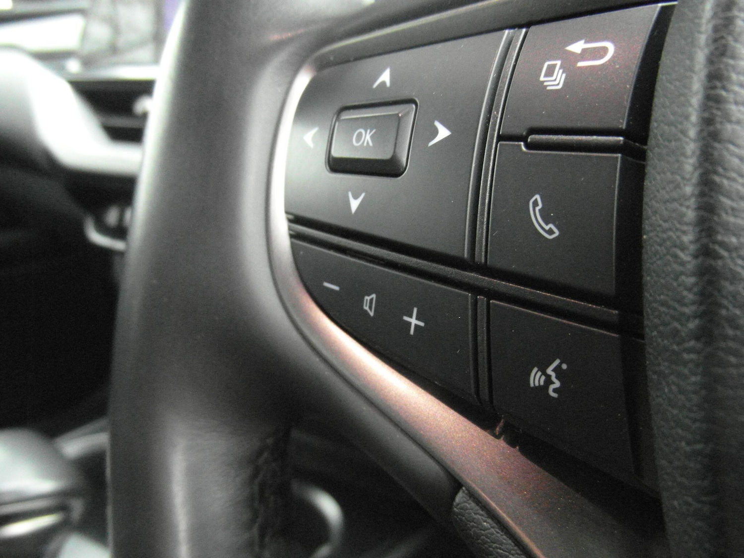 Used Lexus UX 2023 for sale - 77909313: Photo 28