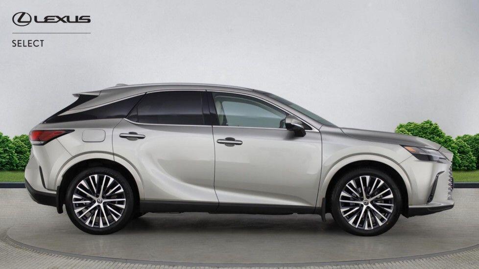 Used Lexus RX 2023 for sale - 77705436: Photo 9