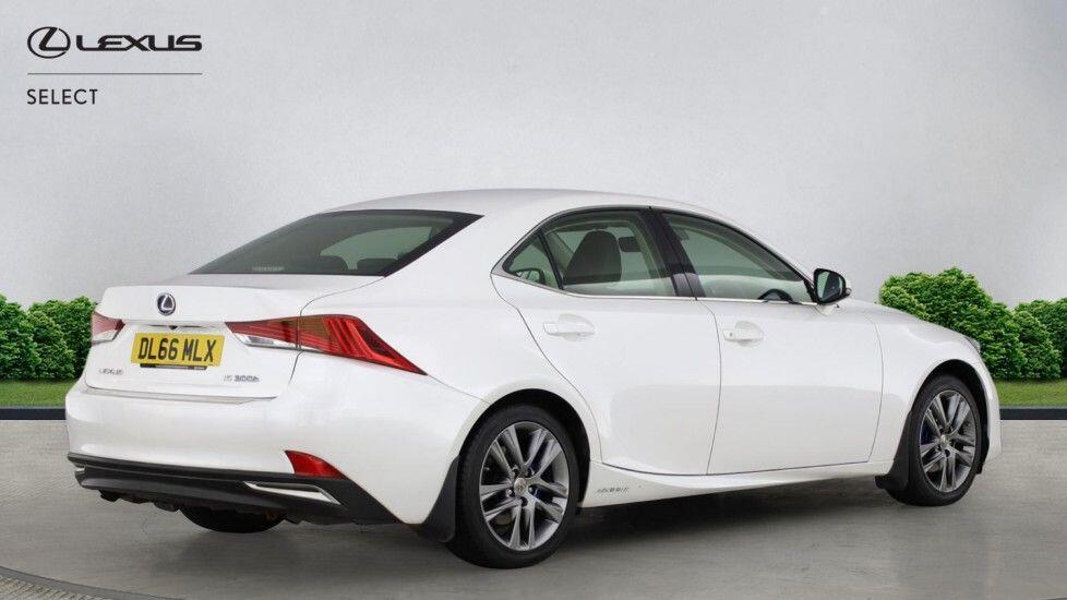 Used Lexus IS 2017 for sale - 77925406: Photo 10