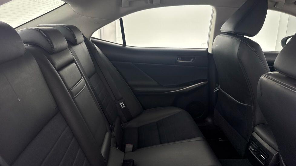 Used Lexus IS 2017 for sale - 77925406: Photo 13