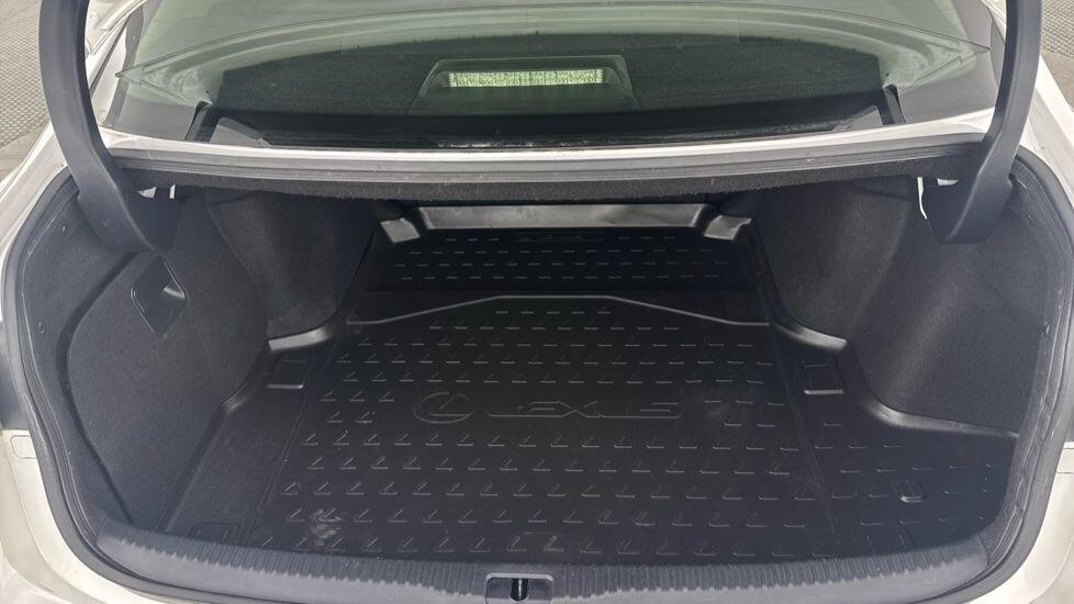 Used Lexus IS 2017 for sale - 77925406: Photo 18