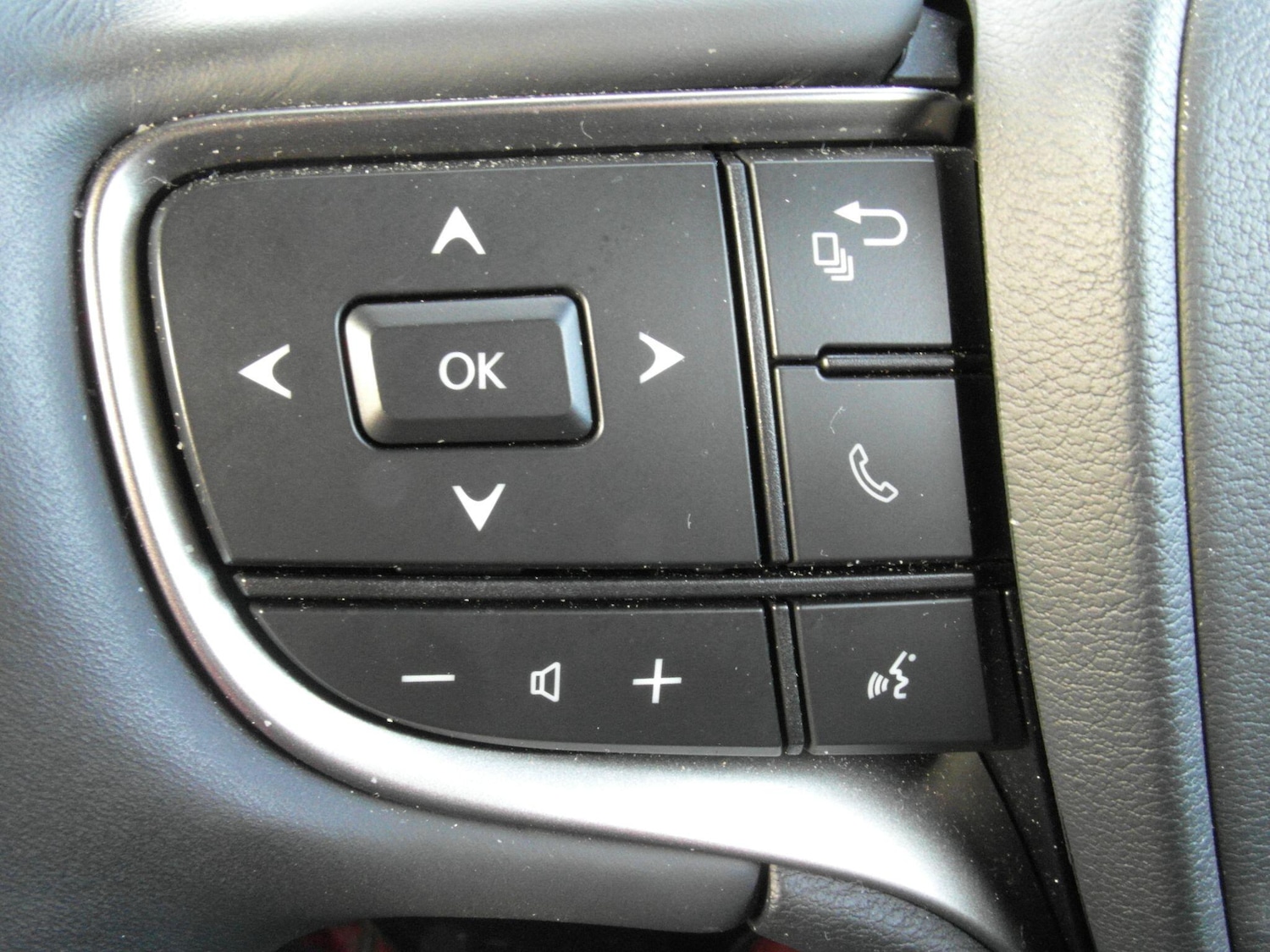 Used Lexus UX 2024 for sale - 76765790: Photo 19