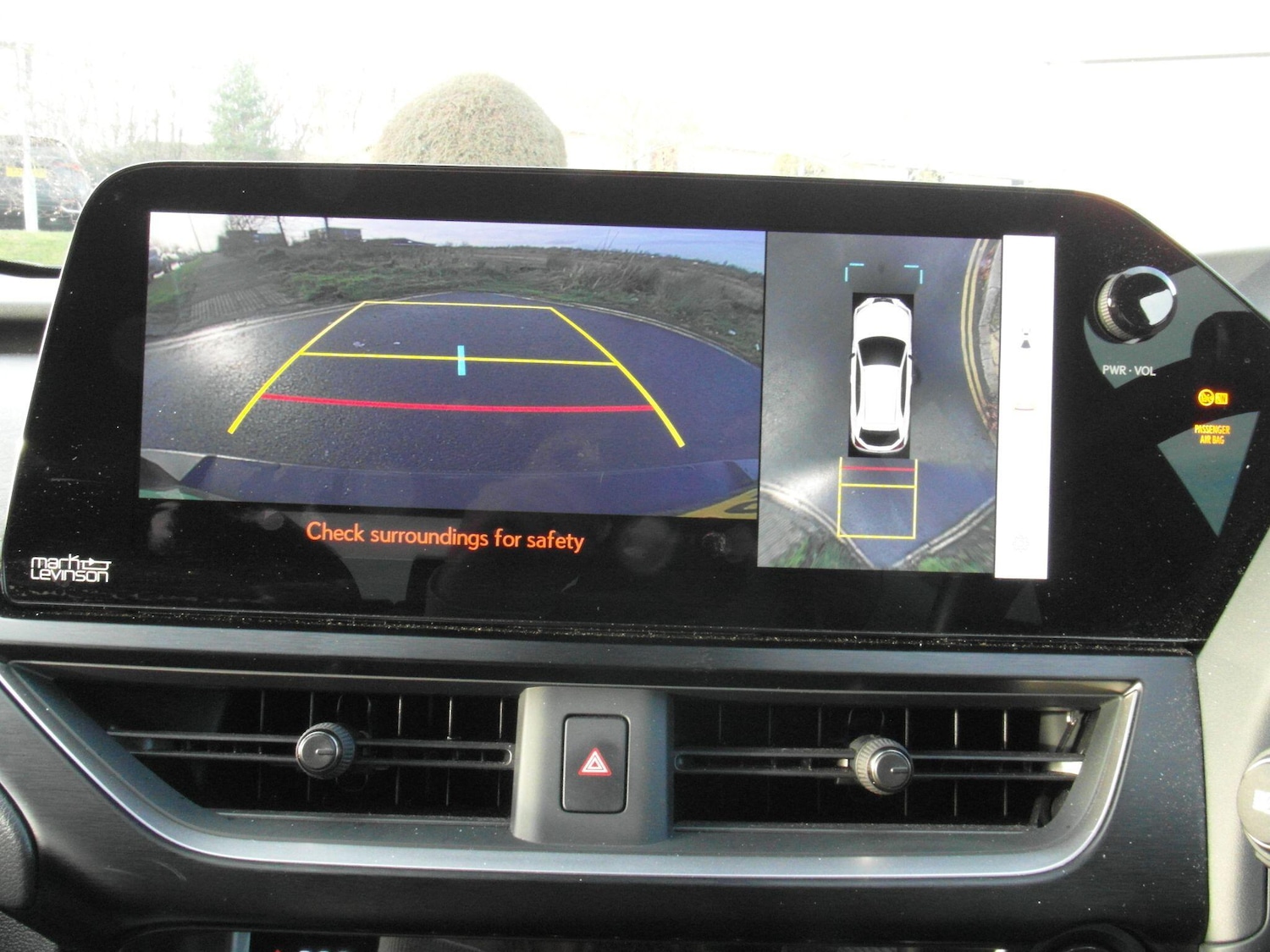 Used Lexus UX 2024 for sale - 76765790: Photo 25