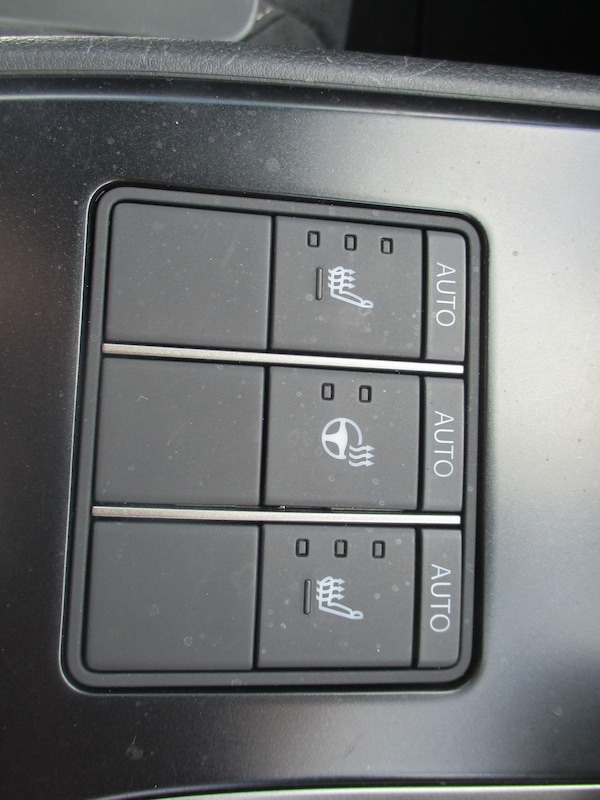 Used Lexus UX 2023 for sale - 75464003: Photo 15