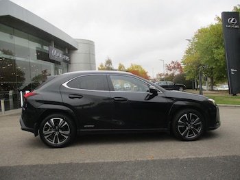 Used Lexus UX 2022 for sale - 76175277: Photo