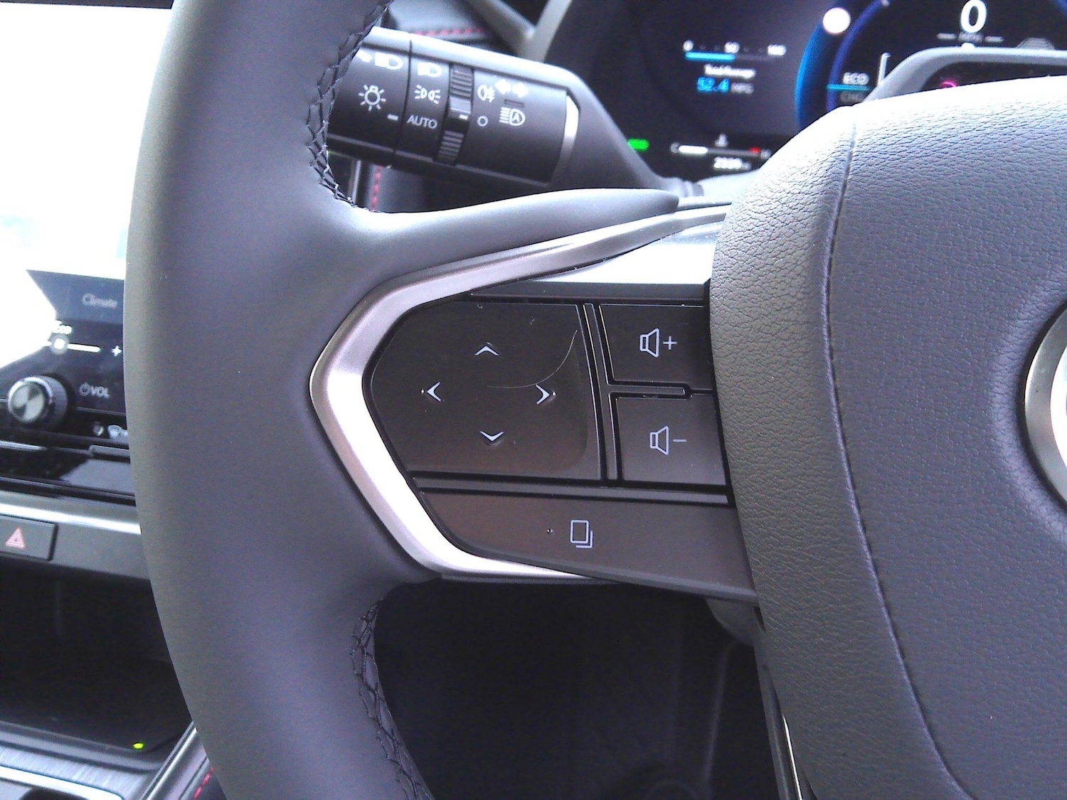 Used Lexus LBX 2025 for sale - 76499656: Photo 38