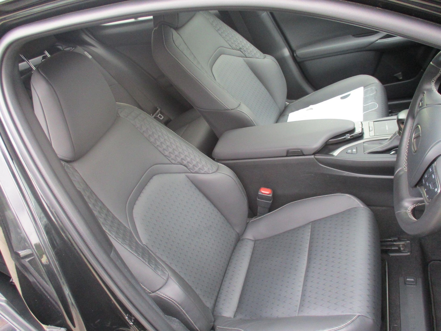 Used Lexus UX 2021 for sale - 75857734: Photo 62