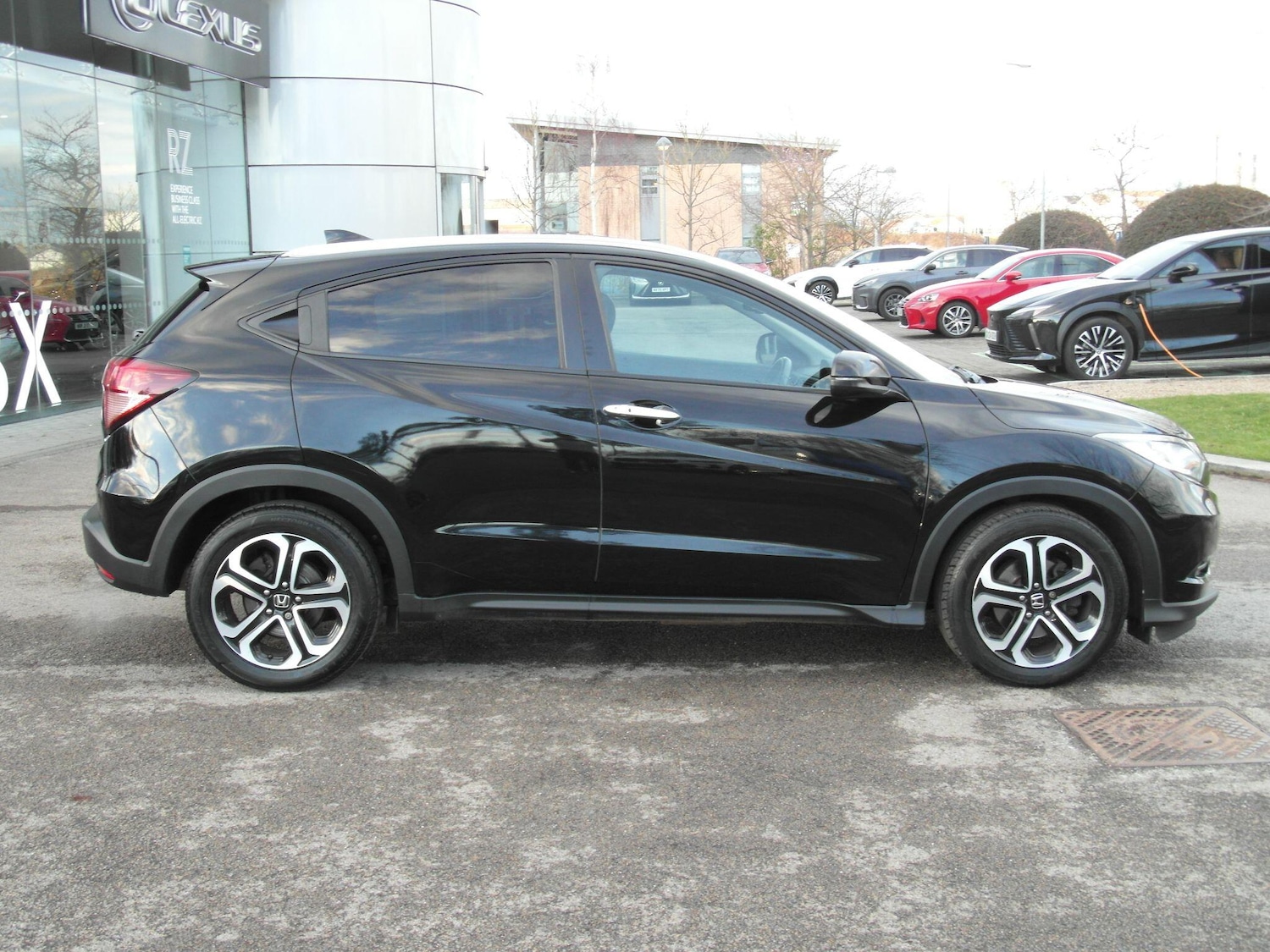 Used Honda HR-V 2017 for sale - 77612756: Photo 28