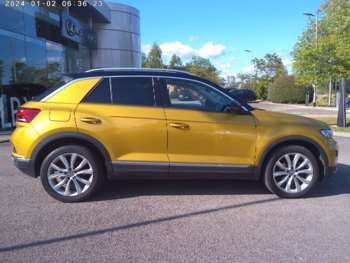 Used Volkswagen T-Roc 2019 for sale - 74811323: Photo