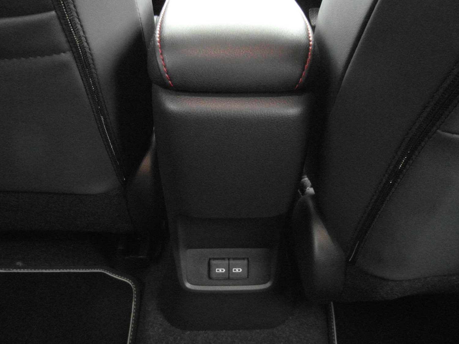 Used Lexus LBX 2025 for sale - 76538950: Photo 35