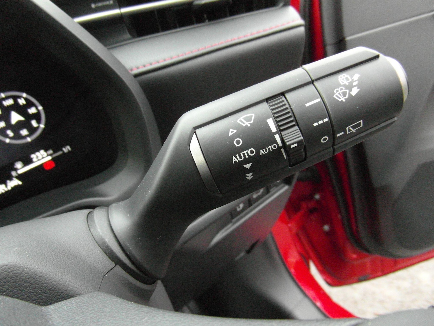 Used Lexus LBX 2025 for sale - 76538950: Photo 38