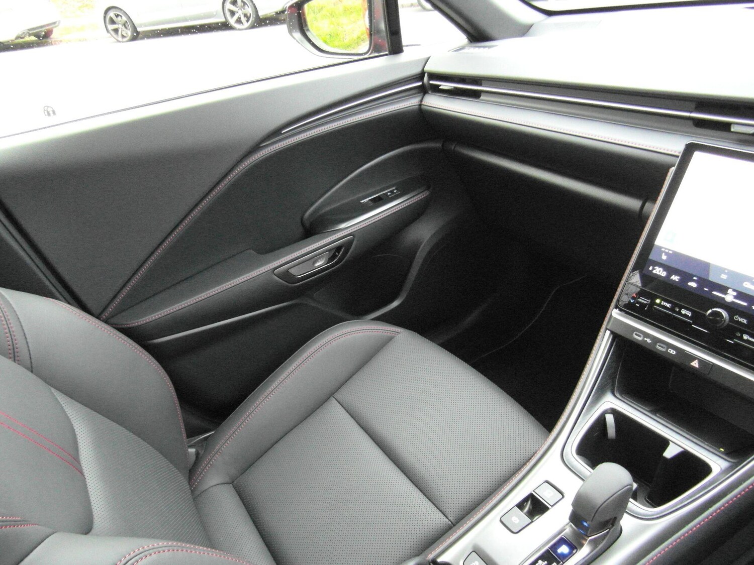 Used Lexus LBX 2025 for sale - 76538950: Photo 55