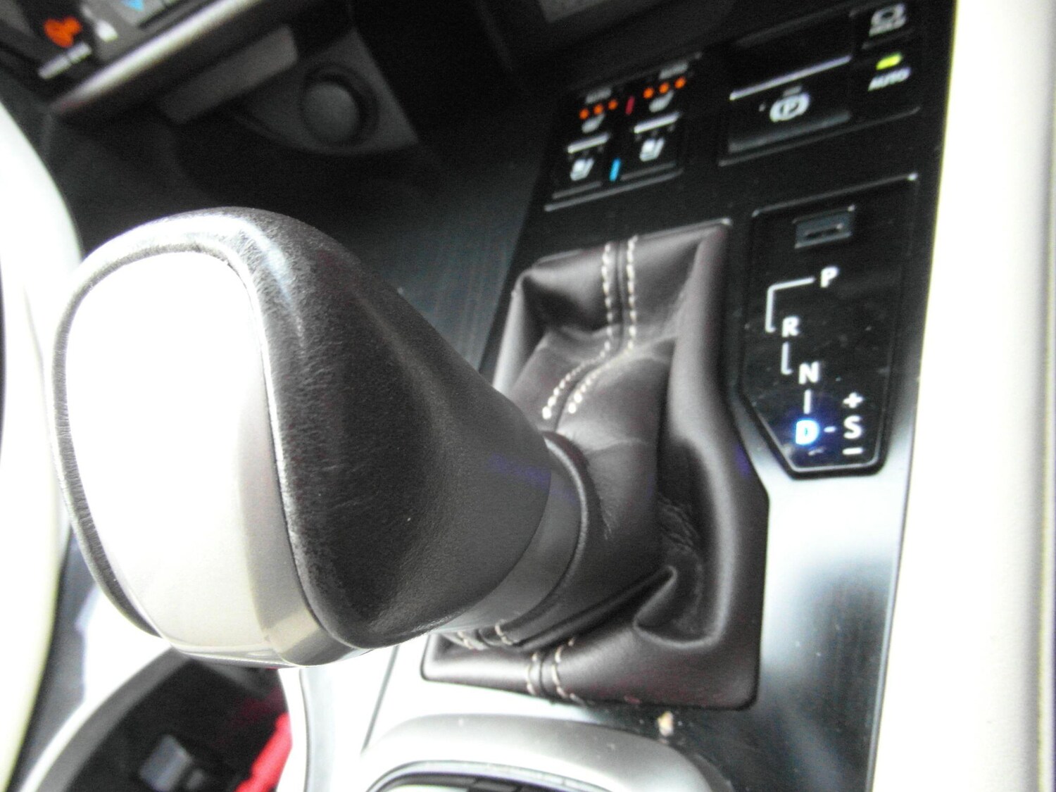 Used Lexus RX 2016 for sale - 76592887: Photo 26