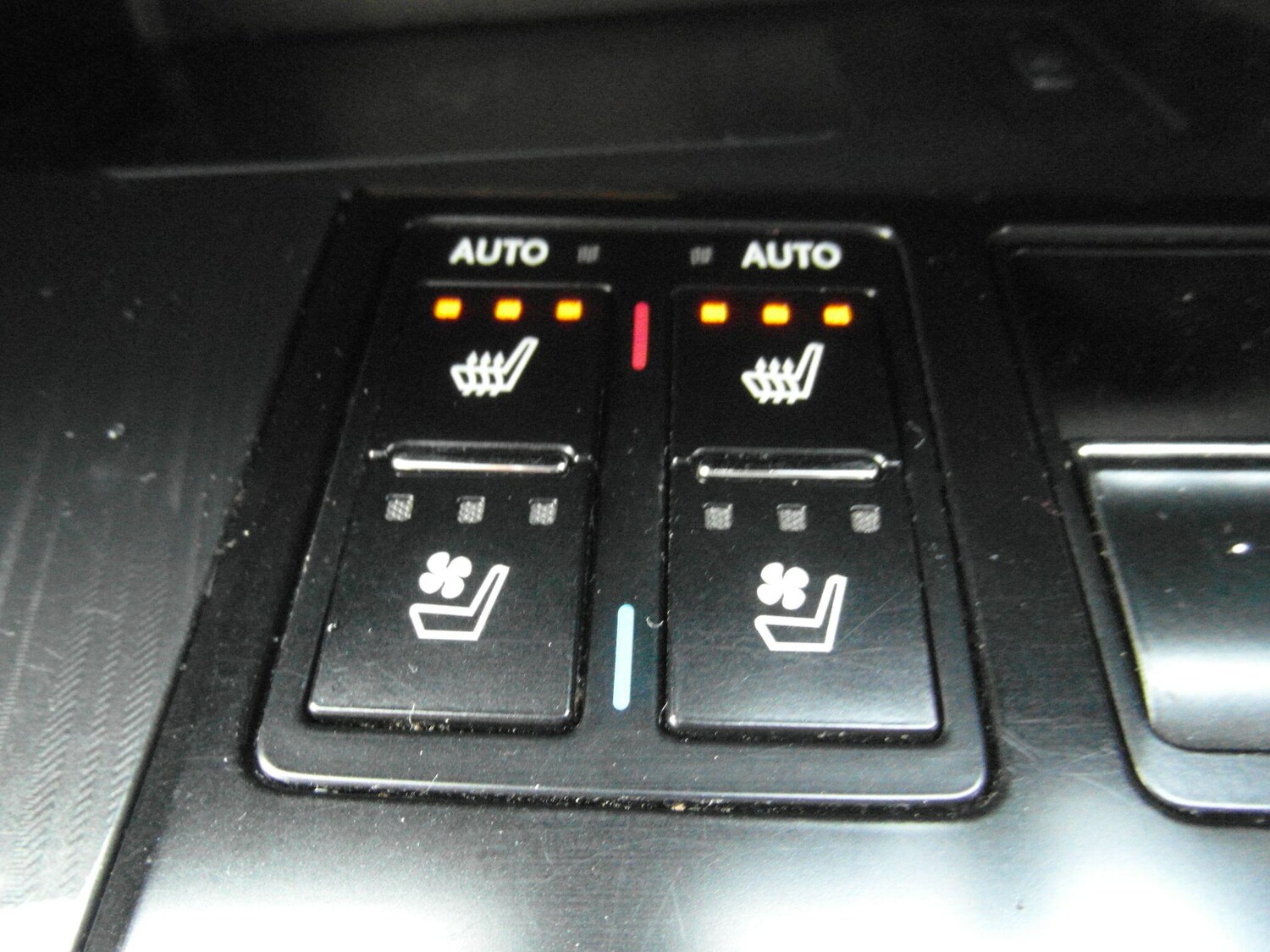 Used Lexus RX 2016 for sale - 76592887: Photo 43