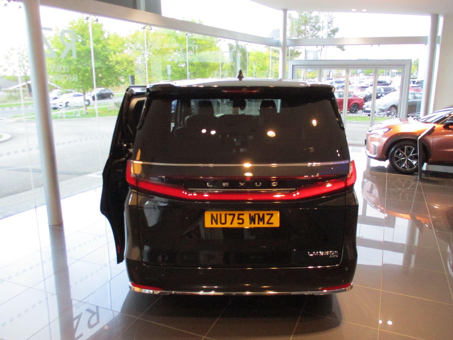 Used Lexus LM 2025 for sale - 76855816: Photo 16