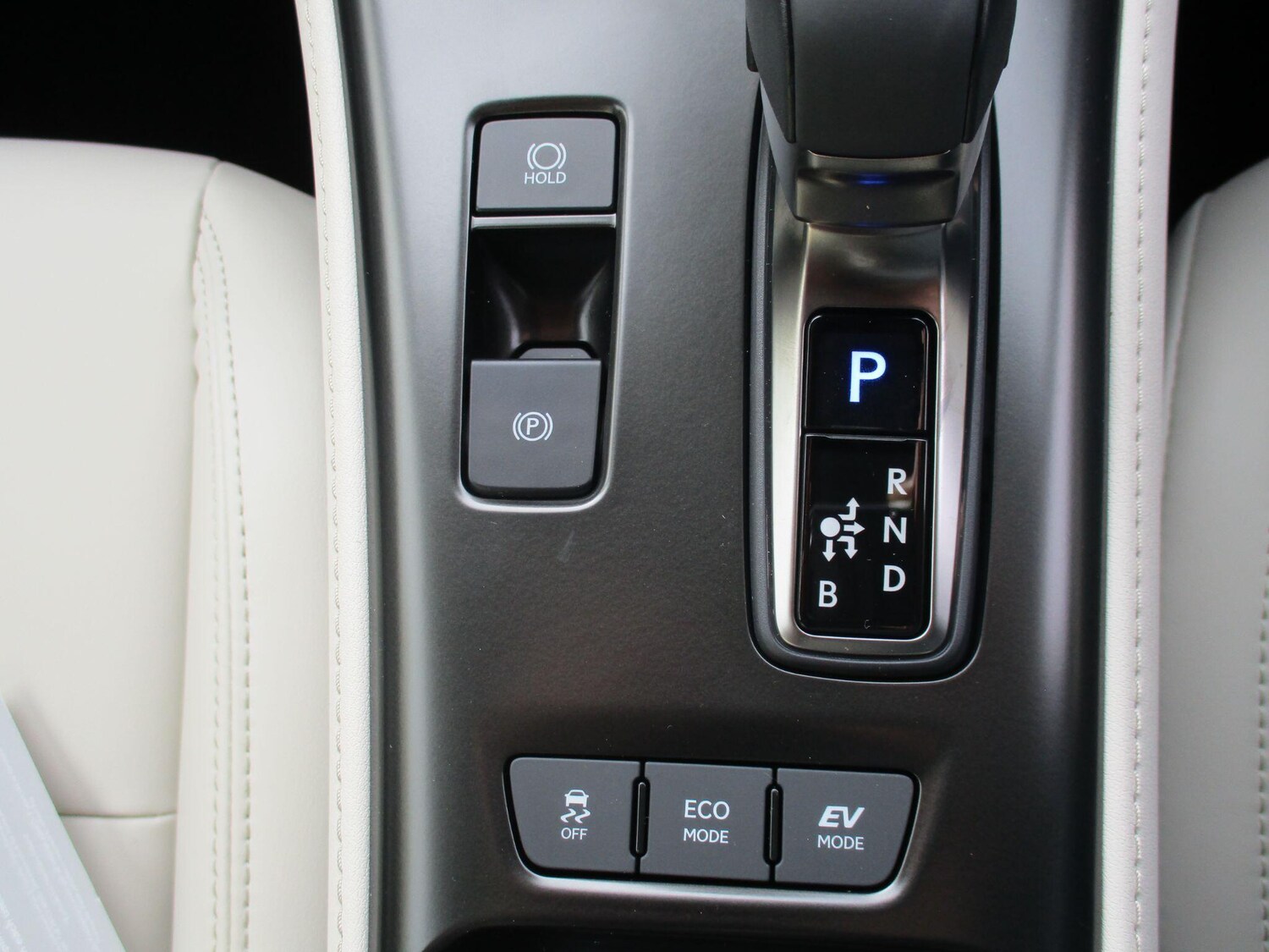 Used Lexus LBX 2025 for sale - 76538029: Photo 26