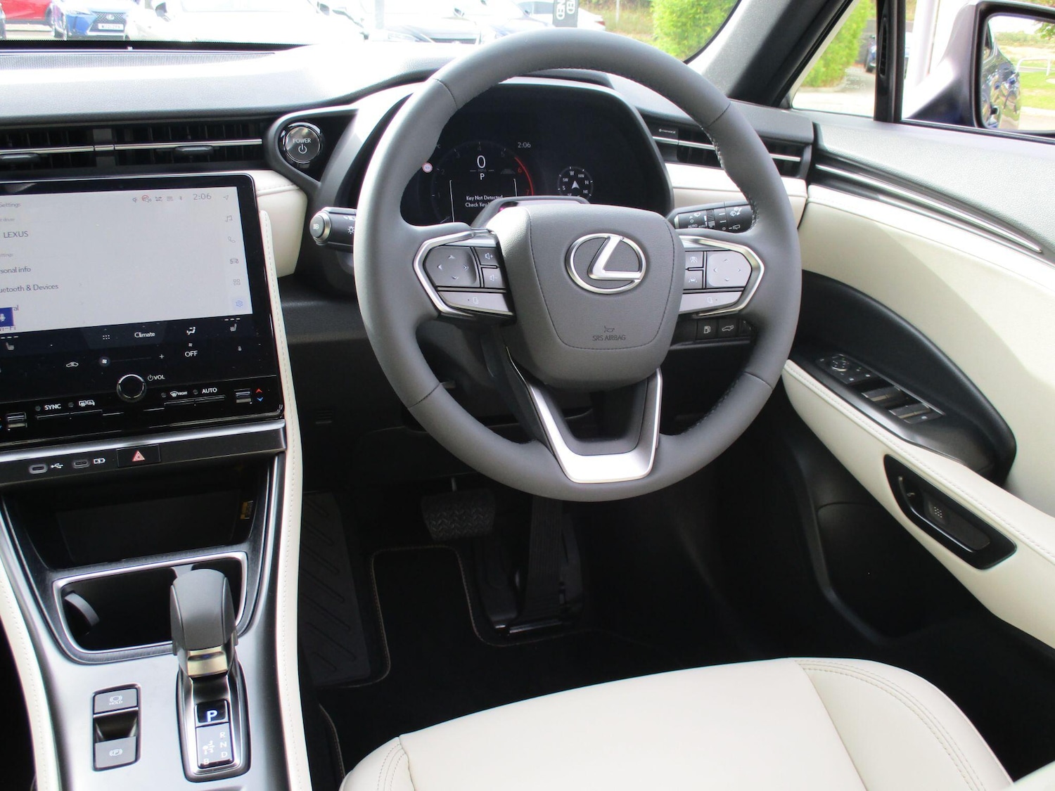 Used Lexus LBX 2025 for sale - 76538029: Photo 28
