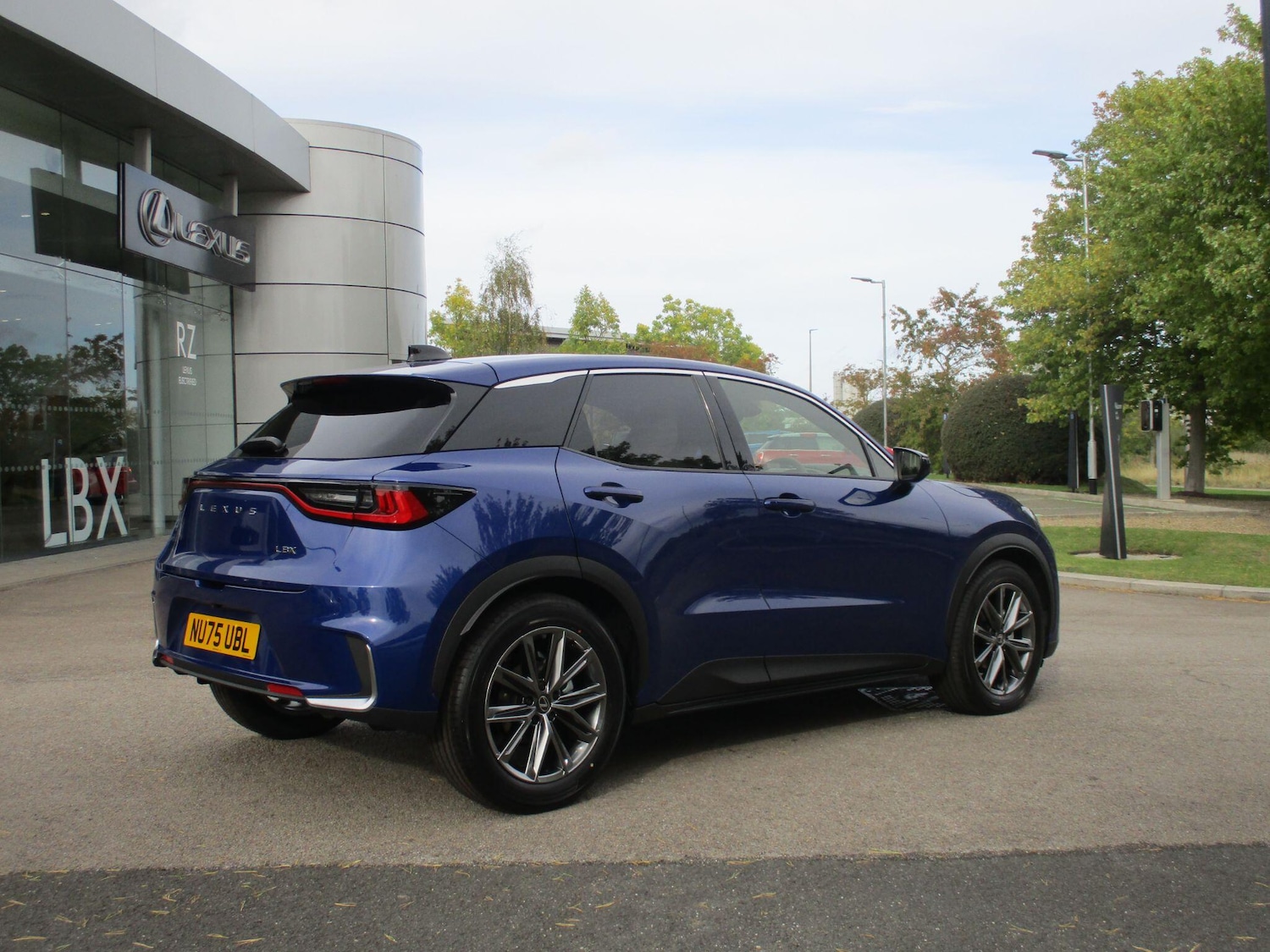 Used Lexus LBX 2025 for sale - 76538029: Photo 5