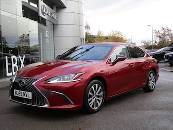 2019 (69) - 2.5 300h Saloon 4dr Petrol Hybrid E-CVT Euro 6 (s/s) (218 ps)