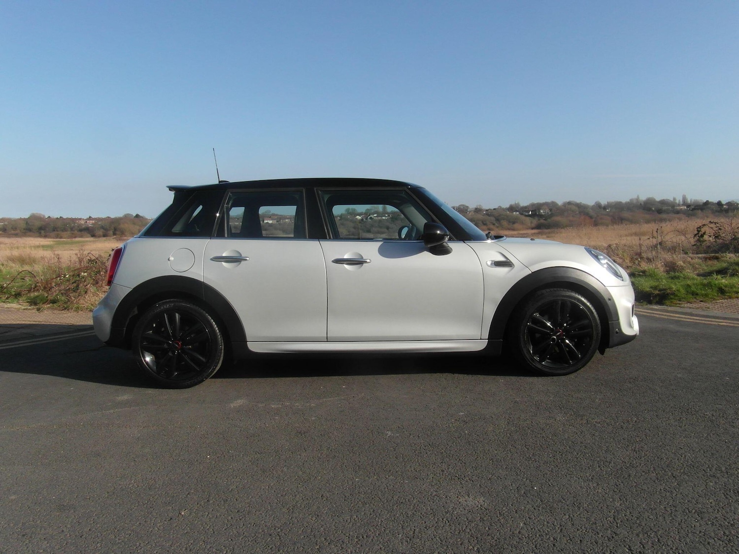 Used MINI Hatch 2019 for sale - 77737493: Photo 23