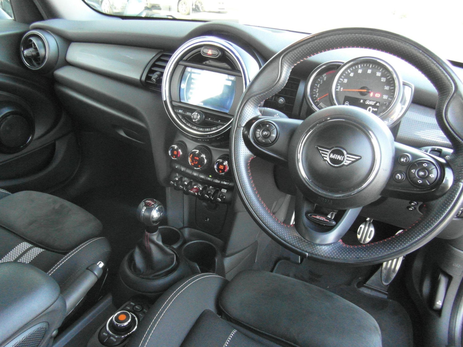 Used MINI Hatch 2019 for sale - 77737493: Photo 30