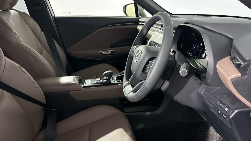 Used Lexus LBX 2025 for sale - 77909359: Photo 11