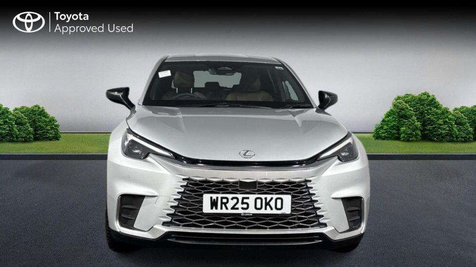 Used Lexus LBX 2025 for sale - 77909359: Photo 4