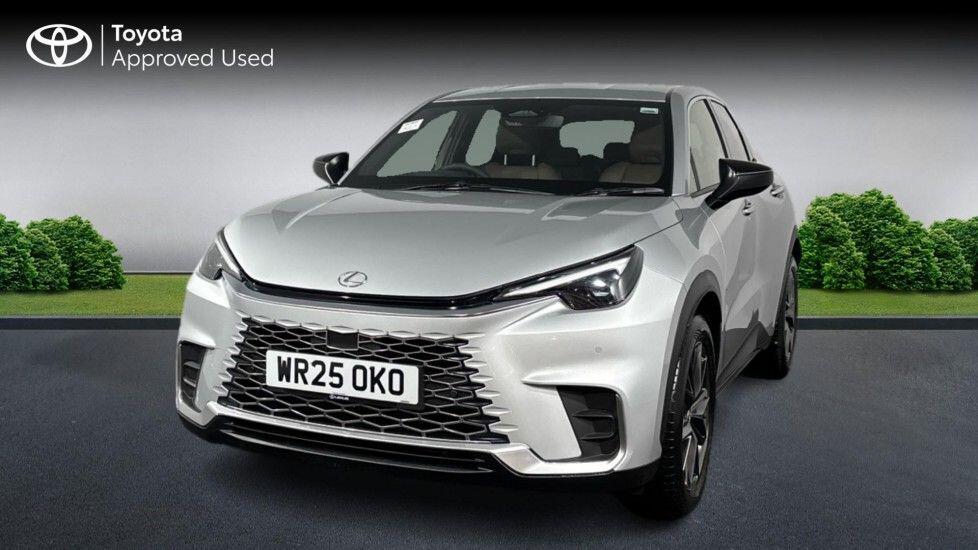 Used Lexus LBX 2025 for sale - 77909359: Photo 5