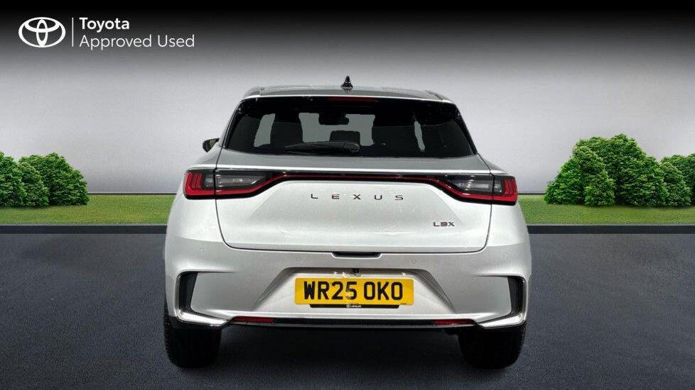 Used Lexus LBX 2025 for sale - 77909359: Photo 8