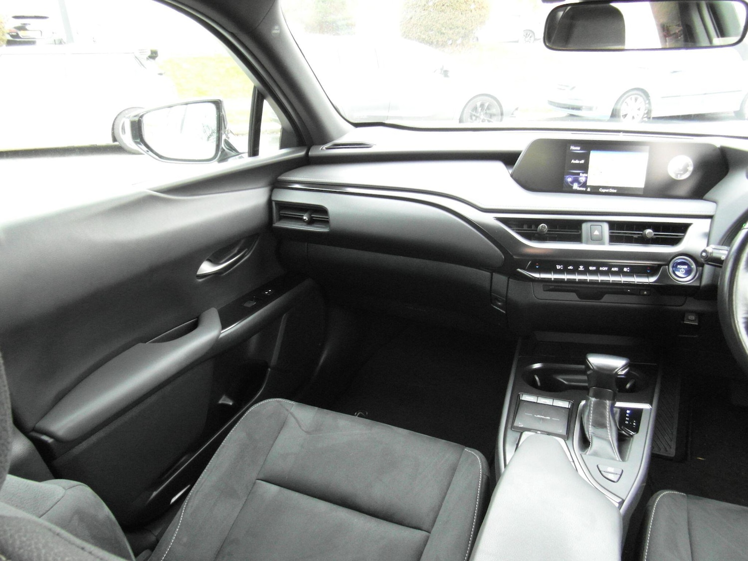 Used Lexus UX 2020 for sale - 76671322: Photo 11