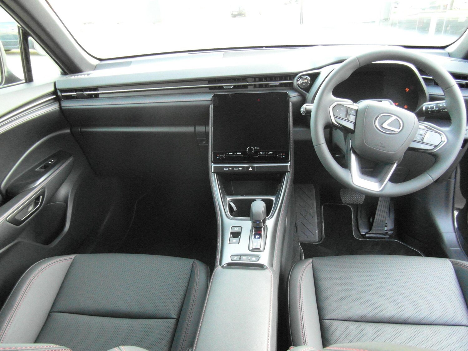 Used Lexus LBX 2026 for sale - 77799050: Photo 28