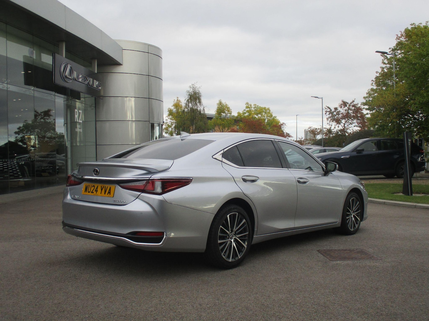 Used Lexus ES 2024 for sale - 76175261: Photo 5