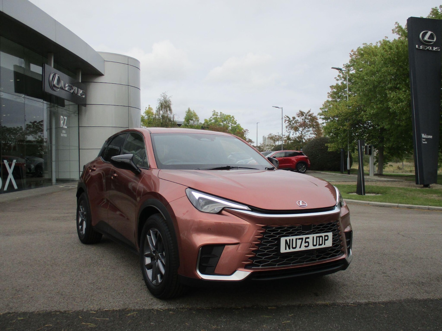 Used Lexus LBX 2025 for sale - 76539104: Photo 1