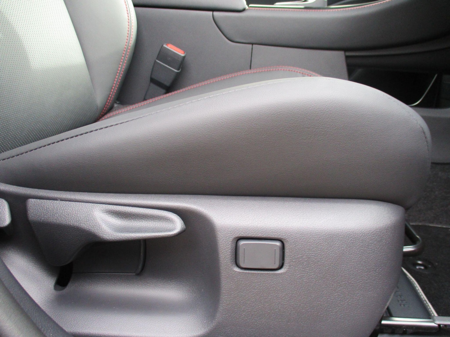 Used Lexus LBX 2025 for sale - 76539104: Photo 20