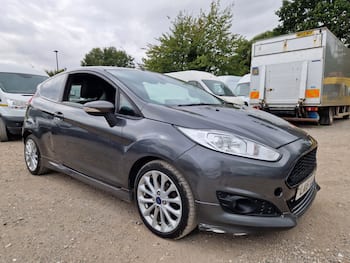 Used Ford Fiesta 2016 for sale - 79775638: Photo