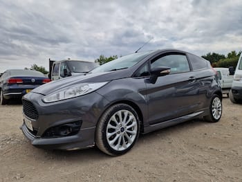 Used Ford Fiesta 2016 for sale - 79775638: Photo