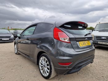Used Ford Fiesta 2016 for sale - 79775638: Photo
