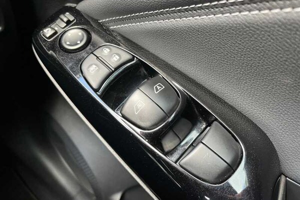 Used Nissan Juke 2024 for sale - 75610882: Photo 18