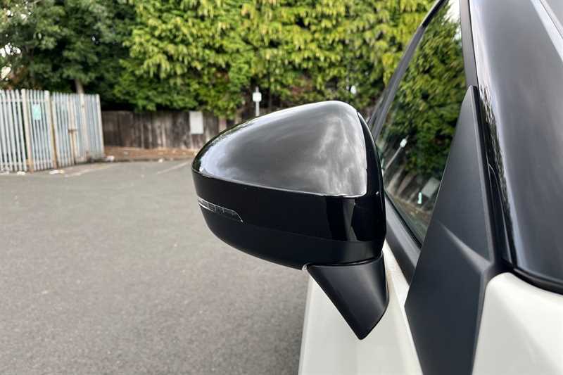 Used Nissan Juke 2022 for sale - 76717700: Photo 32