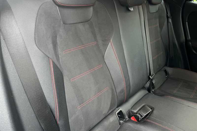 Used Mercedes-Benz GLA 2021 for sale - 77146199: Photo 39