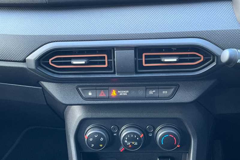 Used Dacia Sandero Stepway 2023 for sale - 77256779: Photo 10