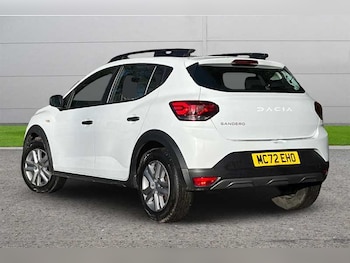 Used Dacia Sandero Stepway 2023 for sale - 77256779: Photo